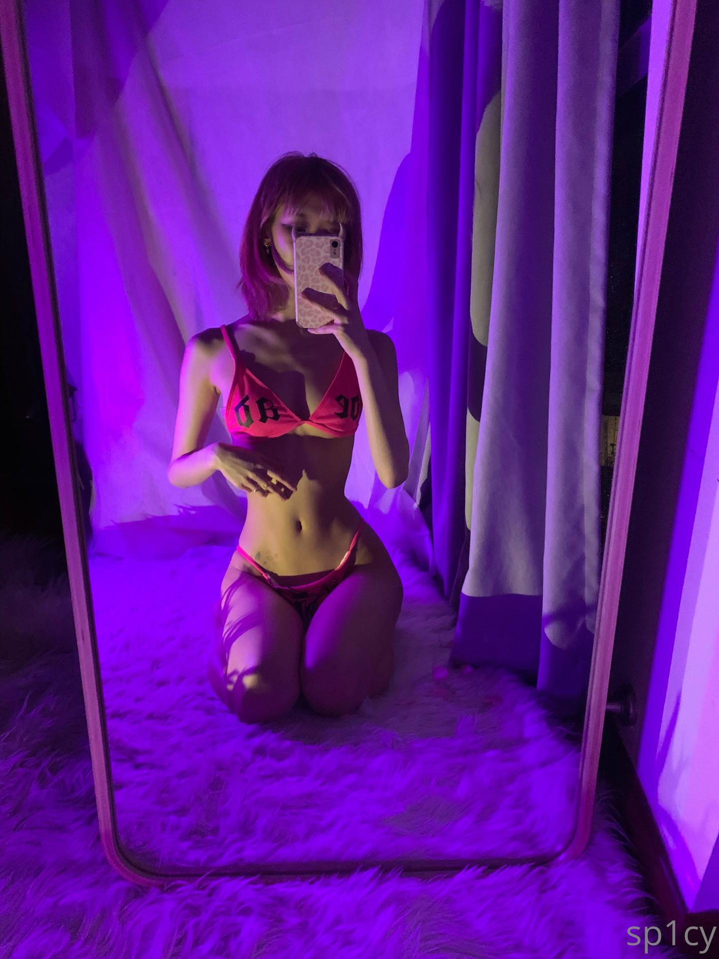 a1es5andra Nackte OnlyFans Leaks 1