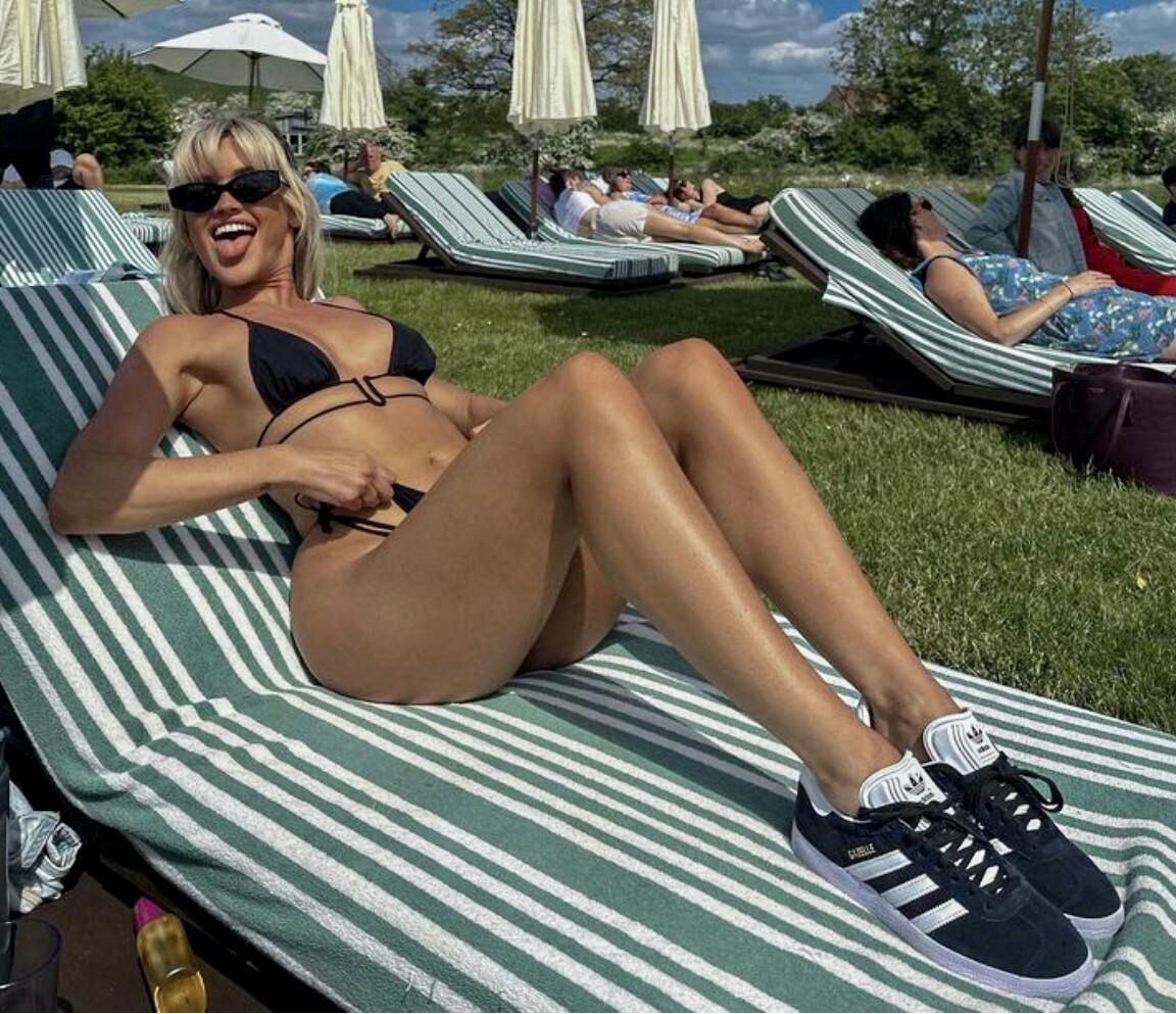 Ashley Roberts / robertsseann2 Nackte OnlyFans Leaks 1