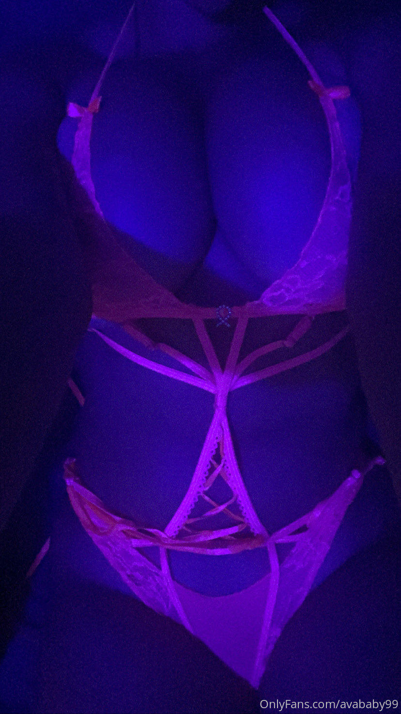 ASIACANTHANG / Avababy99 / BUTEBRAT / VIRGINMARY99 Nackte OnlyFans-Leaks 1