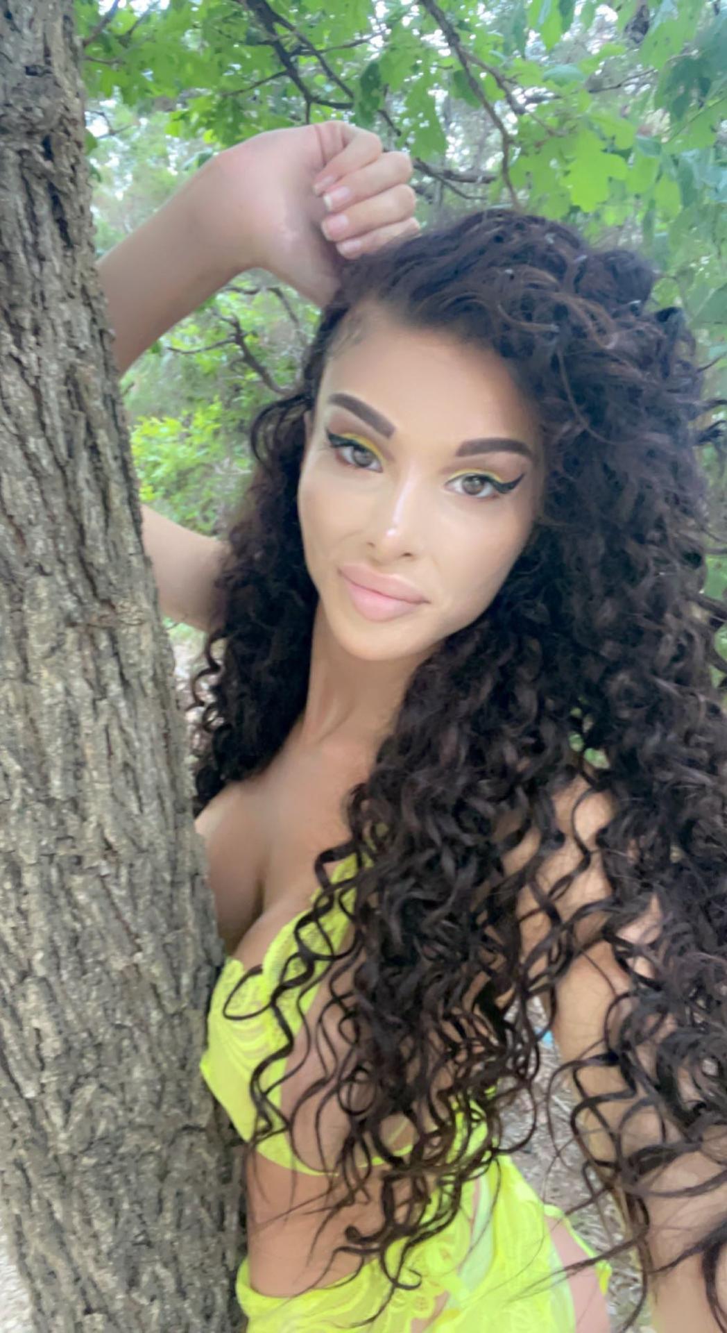 Bigdicktrannynicole / Nicole Mancini Nackte OnlyFans Leaks 1