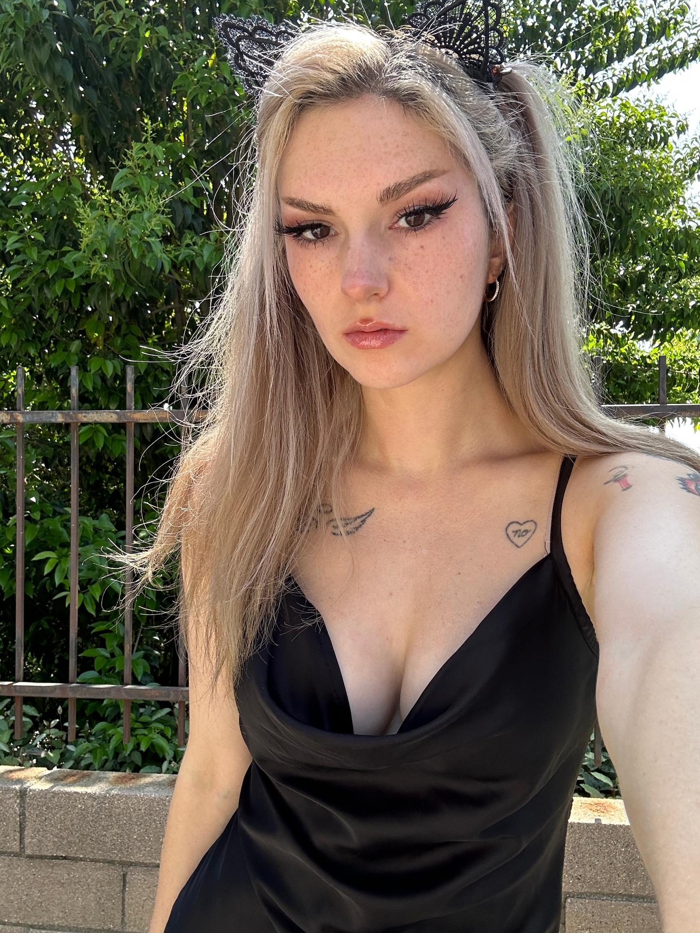 Busy B ASMR / busybasmr Nackte Patreon-Leaks 1
