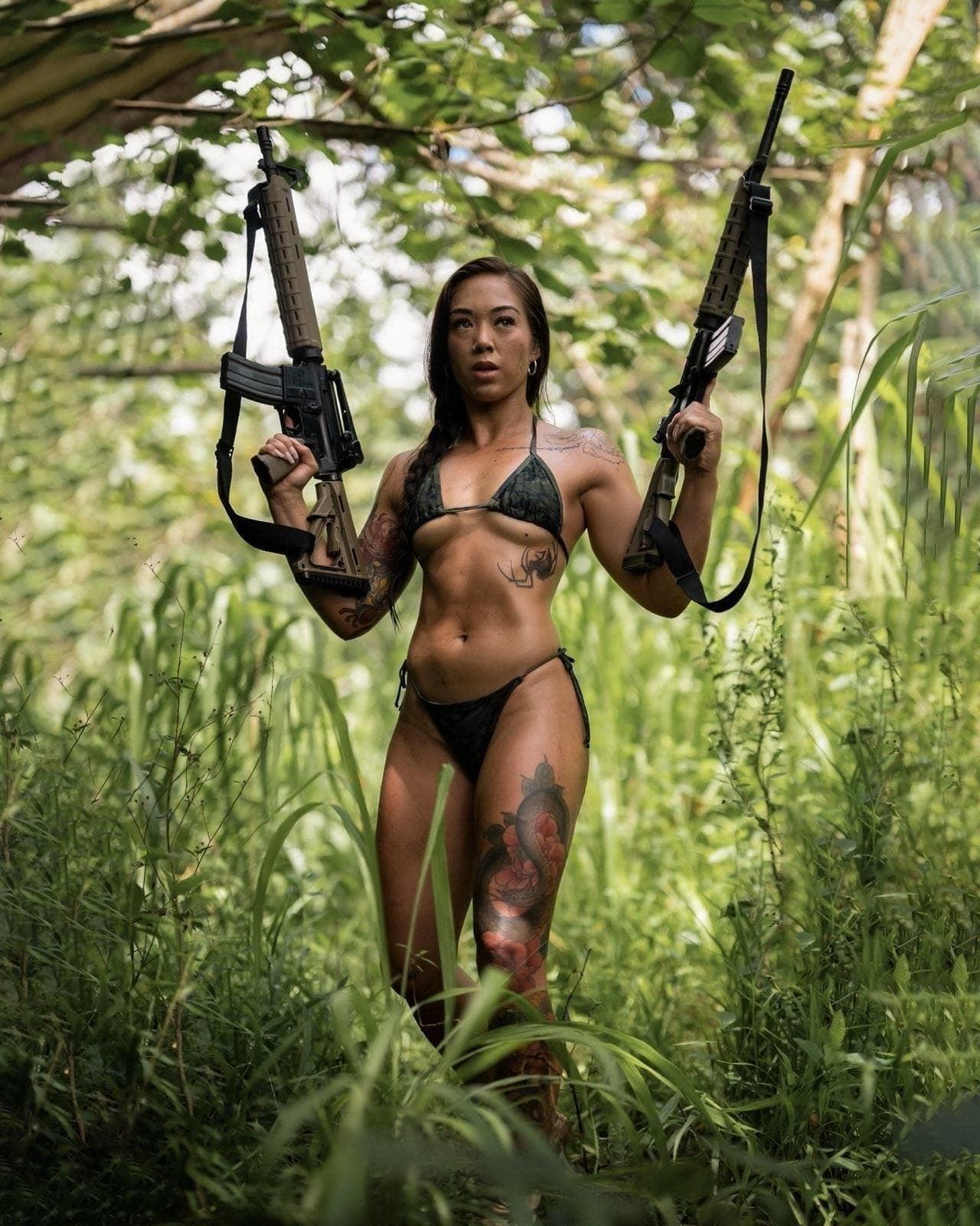 Feuerwaffen / Girls With Guns / wifi_diaries Nude OnlyFans Leaks 1