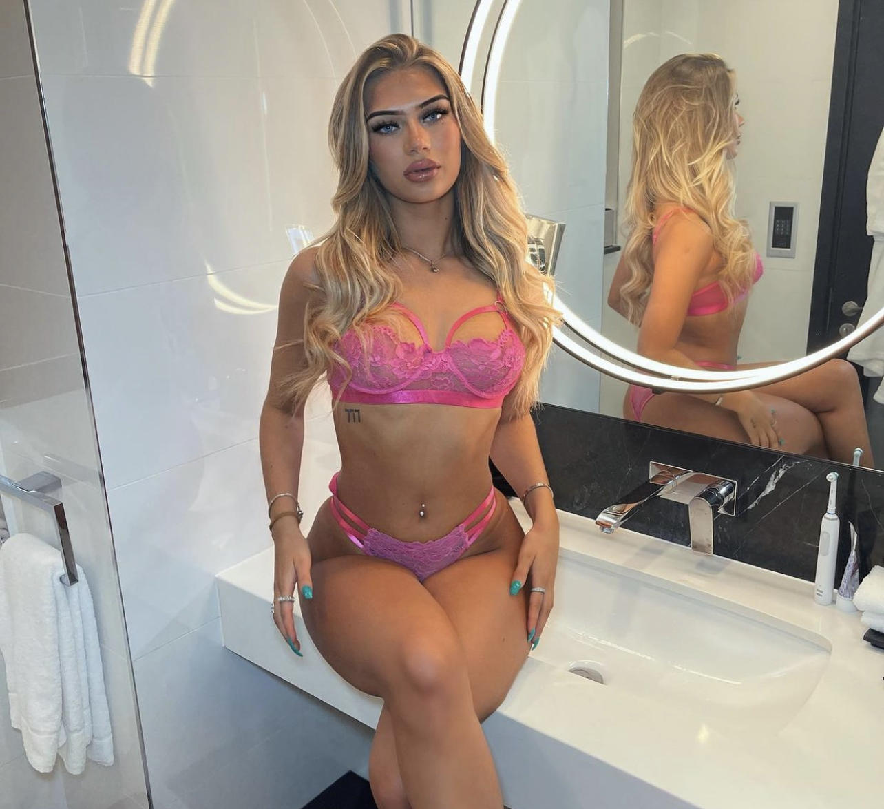 Imogen Oakley / imogen.oakley Nackte OnlyFans Leaks 1