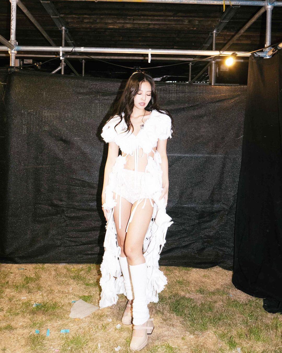 Blackpink / Jennie | BLΛƆKPIИK / sheflieshigh Nude OnlyFans Leaks 1
