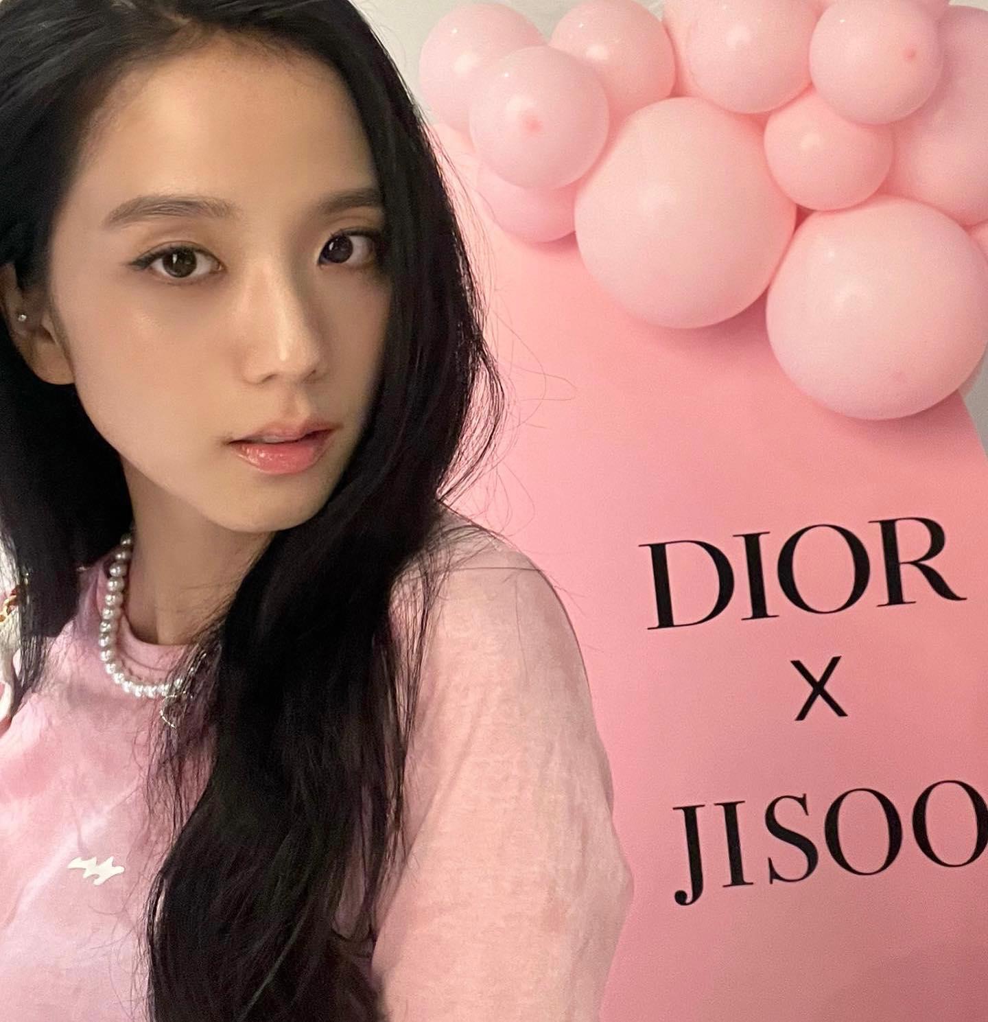 BLACKPINK / Jisoo / qenshizu Nackte OnlyFans-Leaks 1