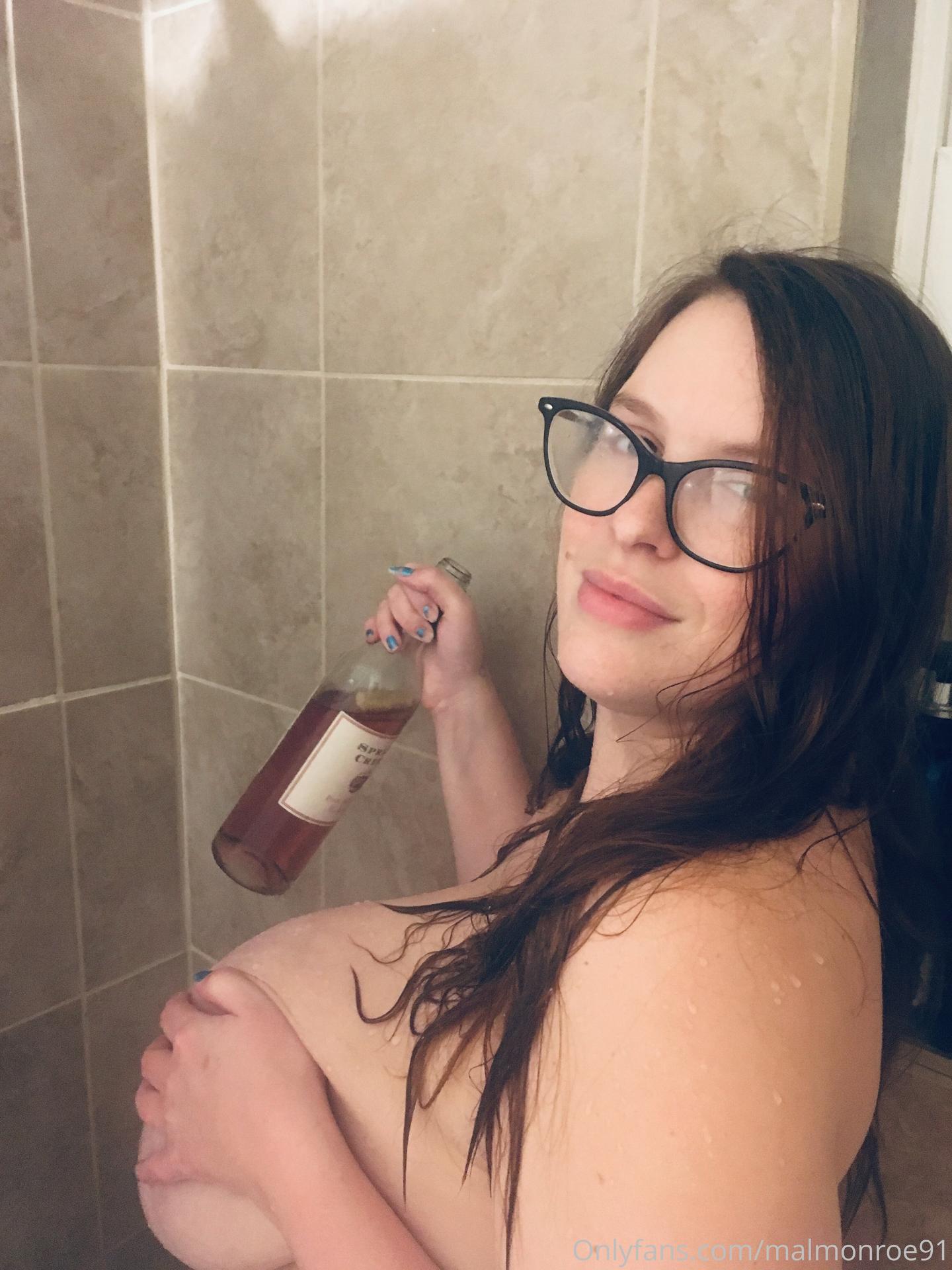 Mal Monroe / Malynne / malmonroe Nackte OnlyFans Leaks 1