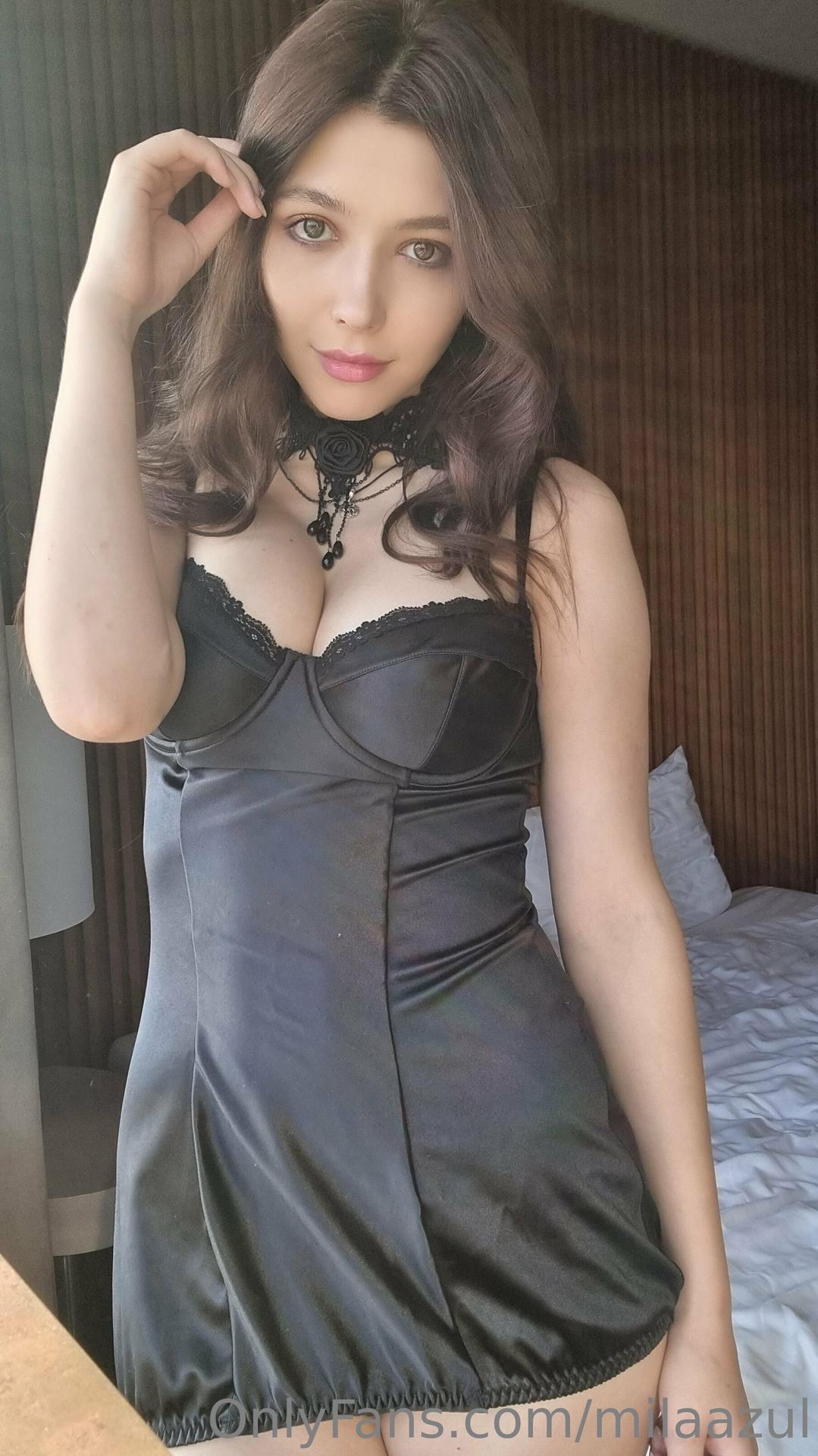 Mila Azul / milaazul Nackte OnlyFans Leaks 1
