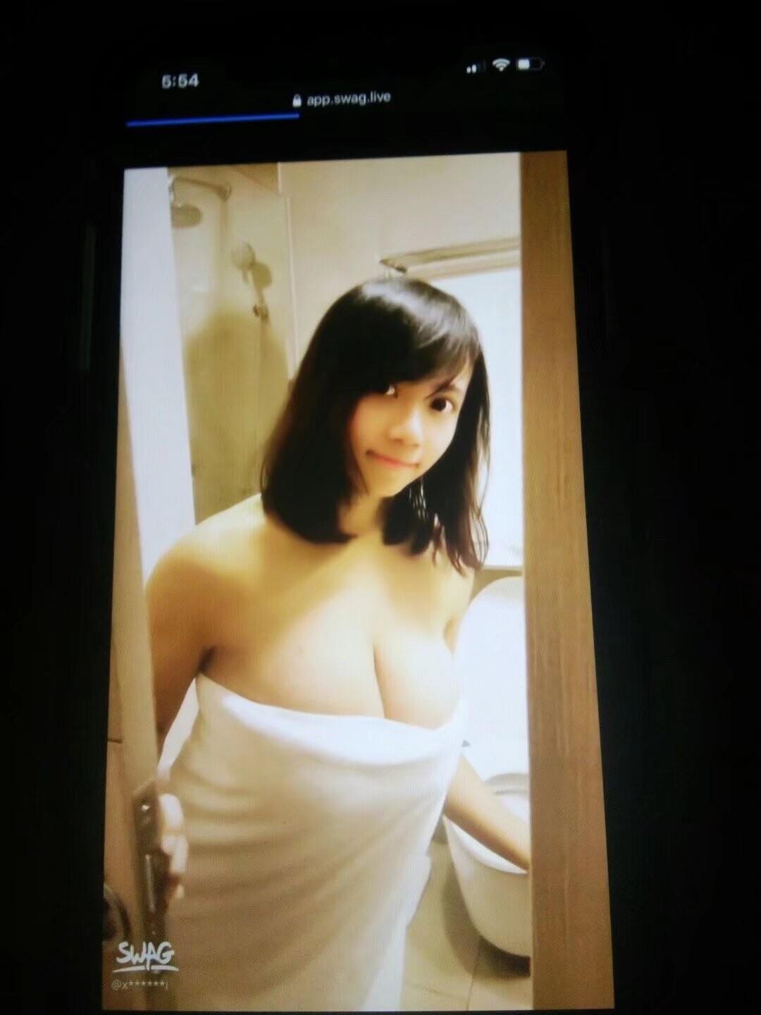 Momoko.xoxo / momo520xoxo Nackte OnlyFans Leaks 1