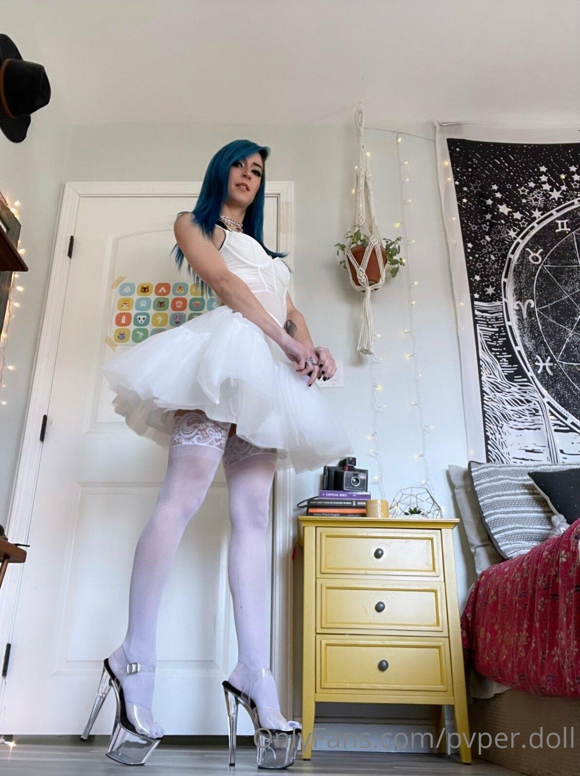 Paper.doll / Pvper.doll Nackte OnlyFans Leaks 1