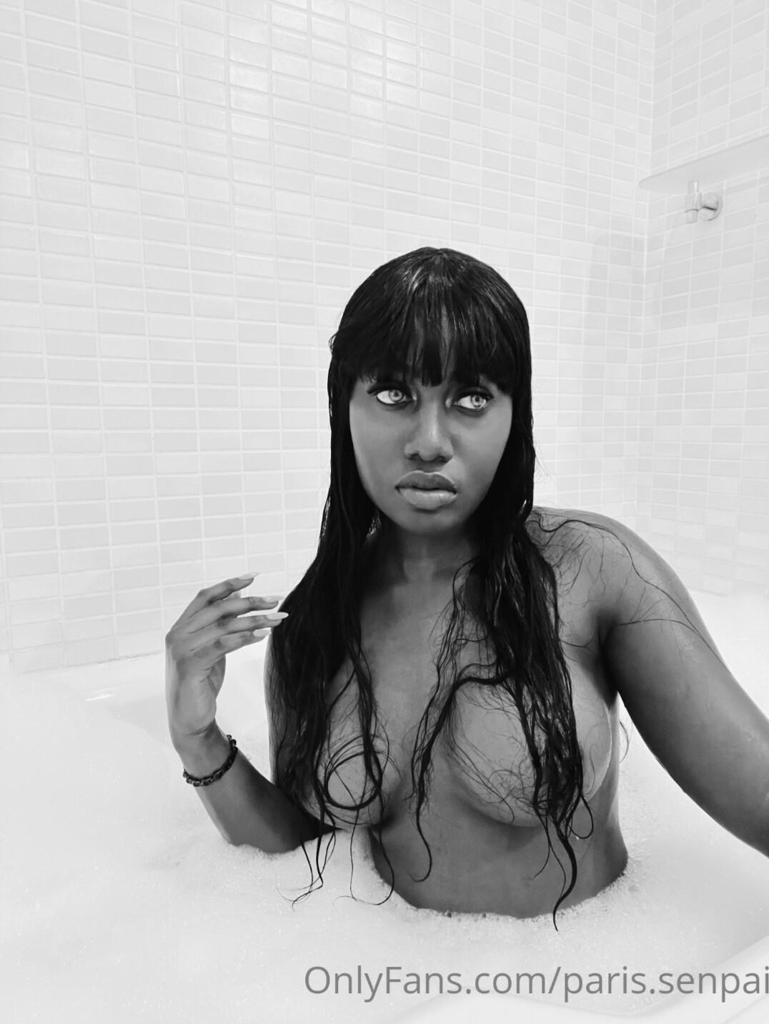 Paris.Senpai Nude OnlyFans Leaks 1