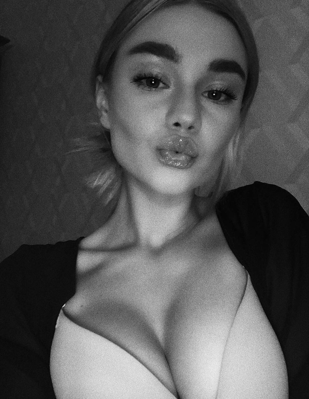 Sandy_mellrose / sandyq Nude OnlyFans Leaks 1