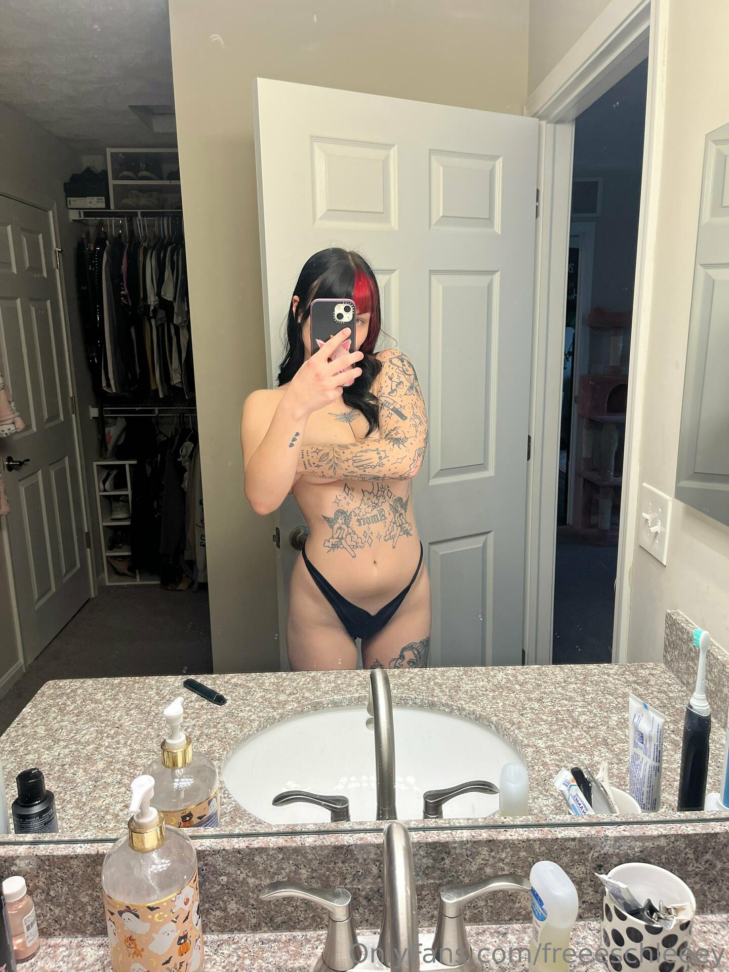 Cherie.eris / Schleeey Nackte OnlyFans Leaks 1