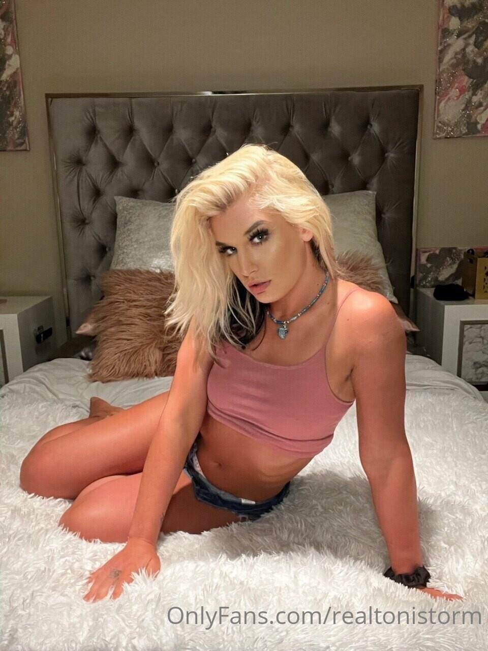 Toni Storm / realtonistorm Nude OnlyFans Leaks 1