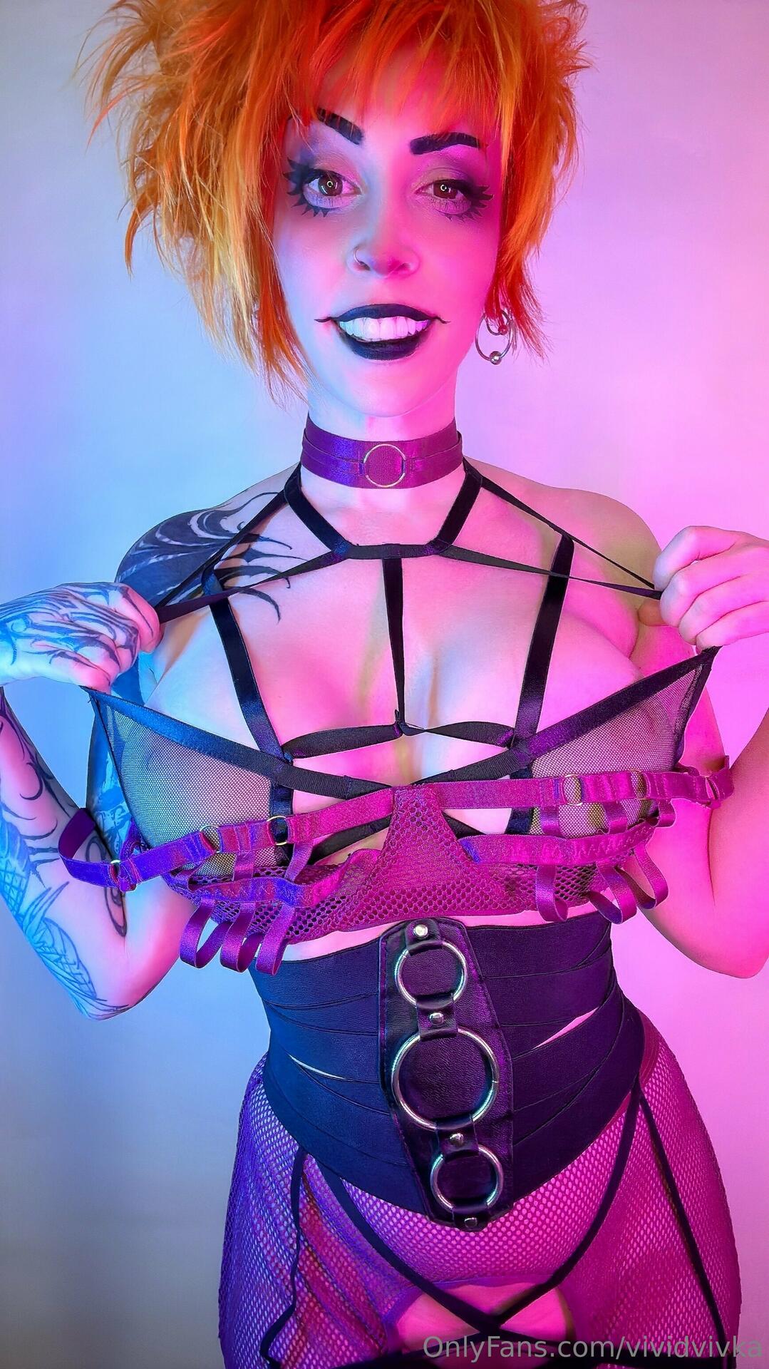 Vivid Vivka / vividvivka Nackte OnlyFans Leaks 1