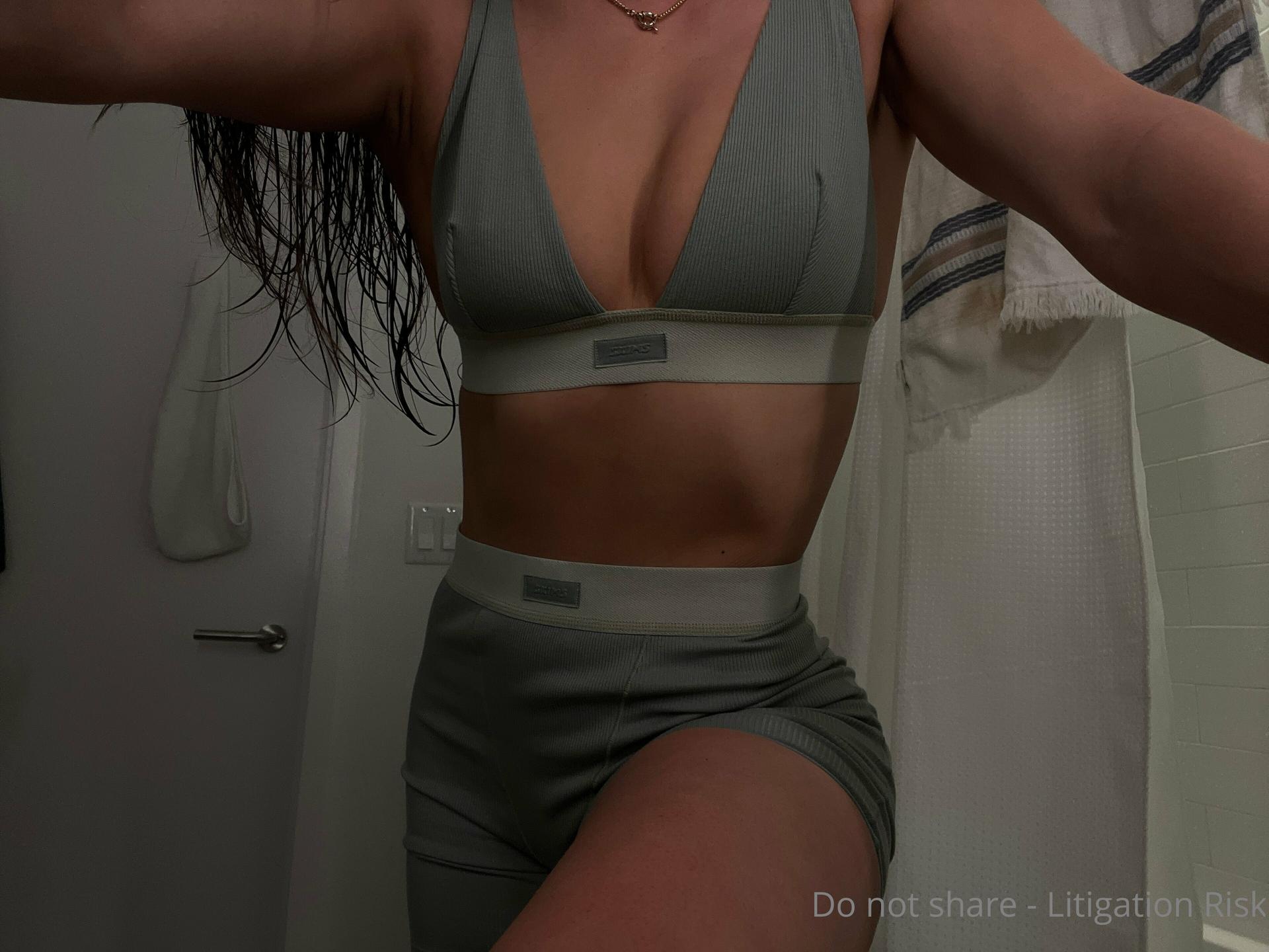Eurasian1994 / Yana Demeester Nackte OnlyFans Leaks 1
