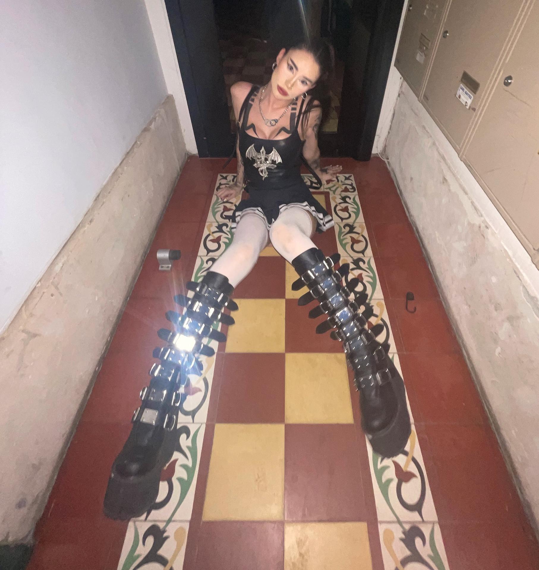 Weiblicher Alien / Zeliahxo Nackte OnlyFans Leaks 1