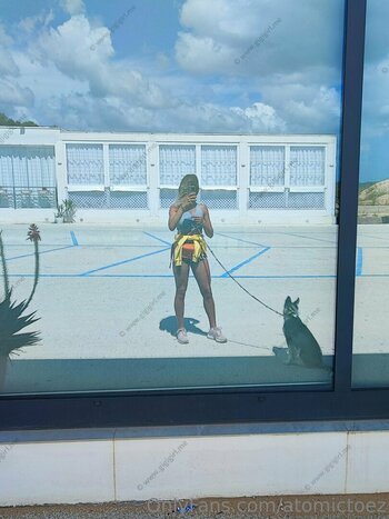 atomictoez / atomictoezz Nackt-Leaks OnlyFans Foto 9