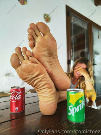 atomictoez / atomictoezz Nackt-Leaks OnlyFans Foto 26