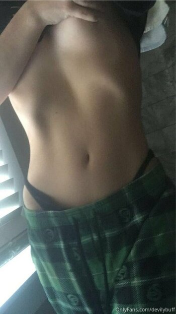 devilybuff Nackt-Leaks OnlyFans Foto 4