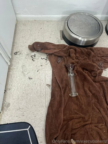 executionergf / executioner.gf Nackt-Leaks OnlyFans Foto 3
