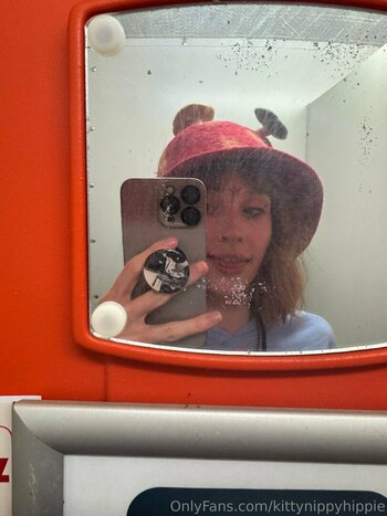 kittynippyhippie / littlenippyhippie Nackt-Leaks OnlyFans Foto 61