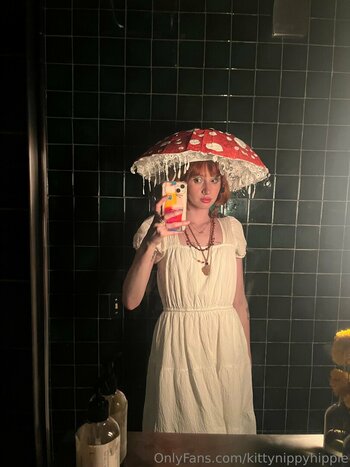 kittynippyhippie / littlenippyhippie Nackt-Leaks OnlyFans Foto 63