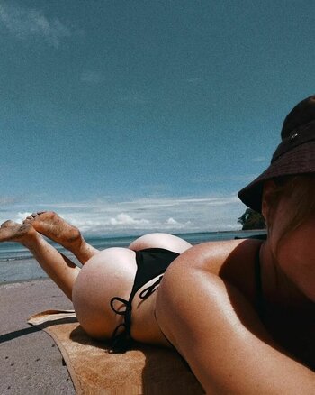 Pixiecatt / Kiki Sakura / _pixie__cat_ Nackt-Leaks OnlyFans Foto 20
