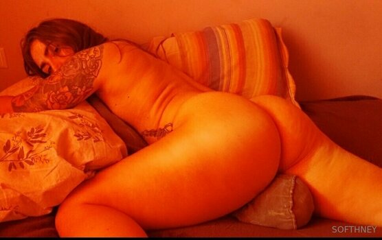 softhney Nackt-Leaks Foto 16