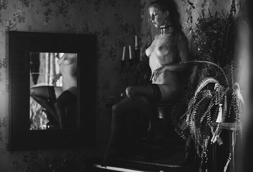 thinloth / slohour Nackt-Leaks OnlyFans Foto 12