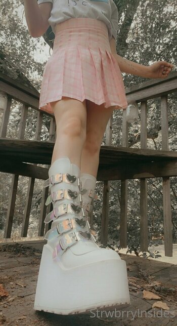 viinusflytrap Nackt-Leaks Foto 2