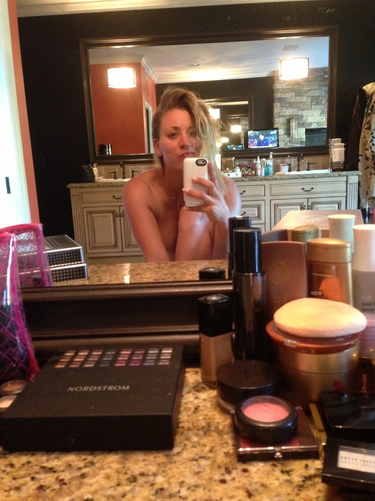 Kaley Cuoco Nackt Durchgesickert 05