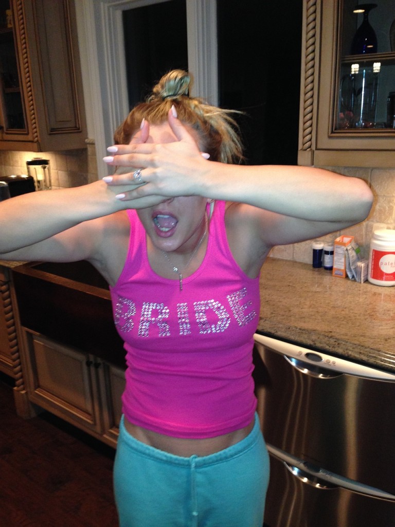 Kaley Cuoco Nackt Durchgesickert 19