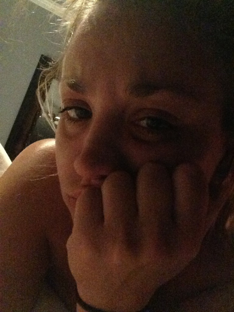 Kaley Cuoco Nackt Durchgesickert 20