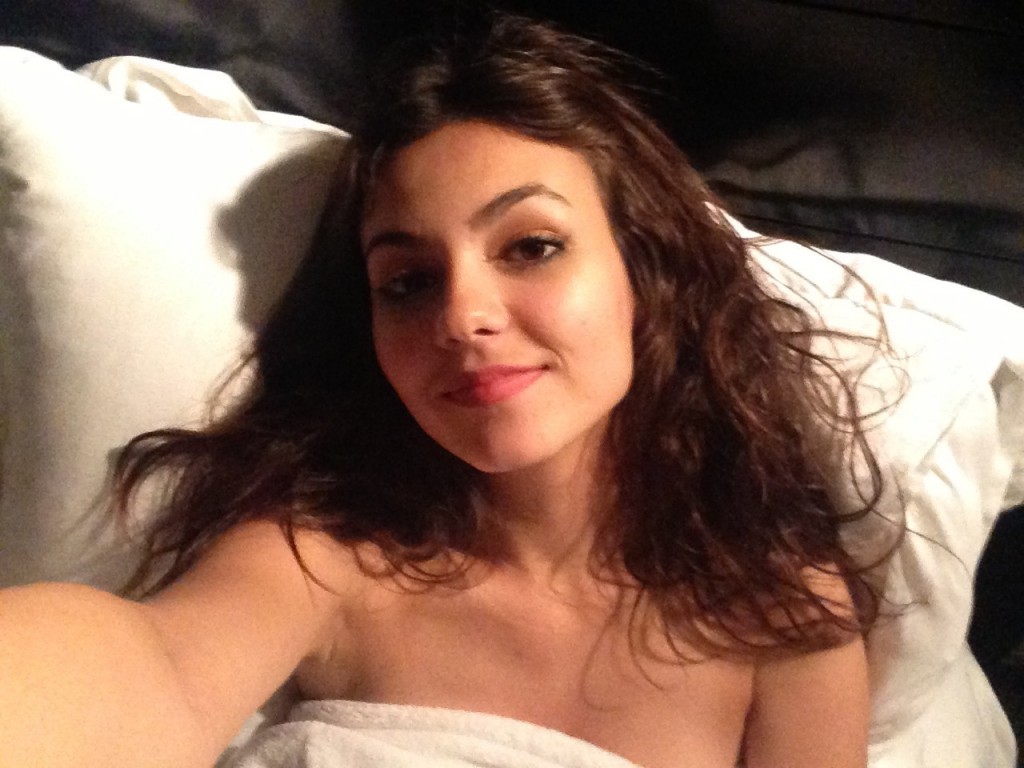 Victoria Justice Nackt 02