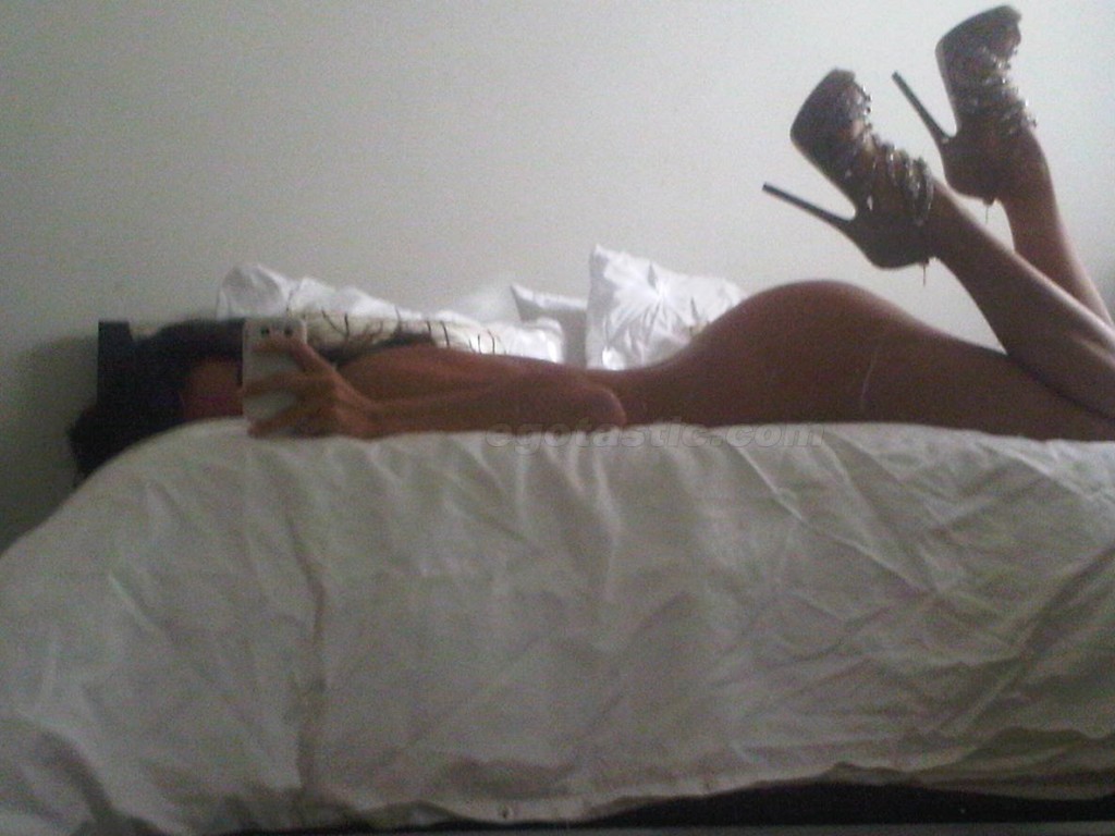 Leilani Dowding Nackt 07