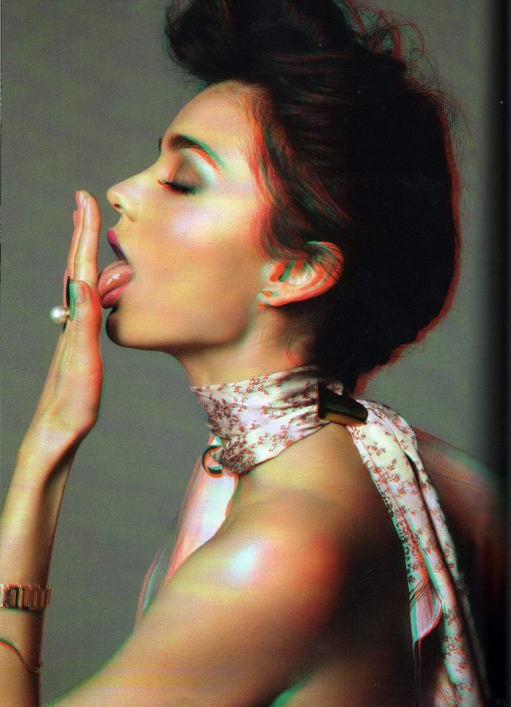 Miranda Kerr Topless 3D 07