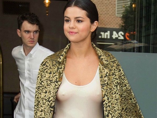 Selena-Gomez-See-Through-1