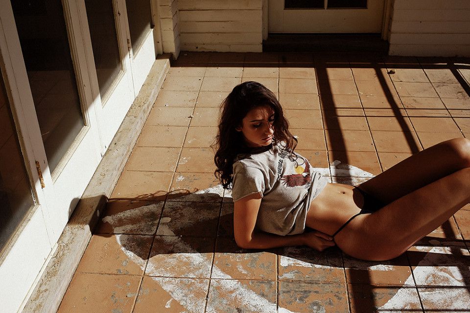 Caitlyn-King-Topless-8