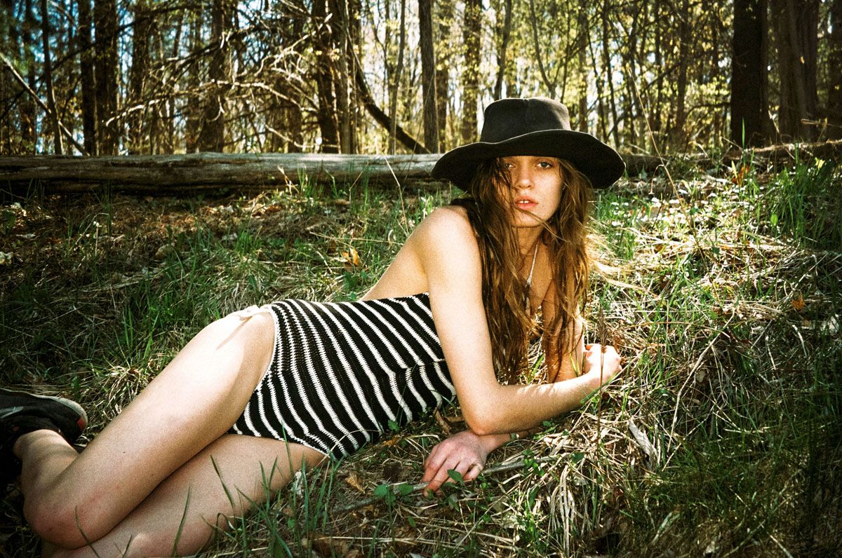 Rebekah-Underhill-Nude-17