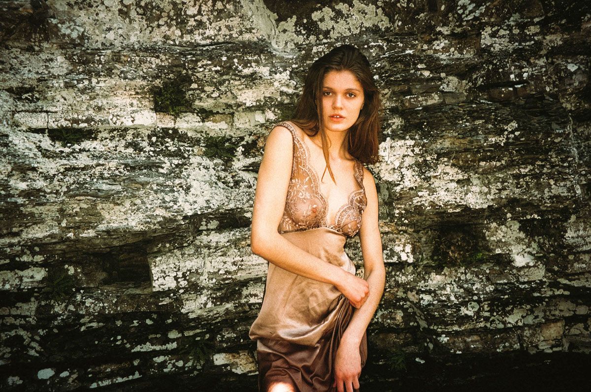 Rebekah-Underhill-Nude-20