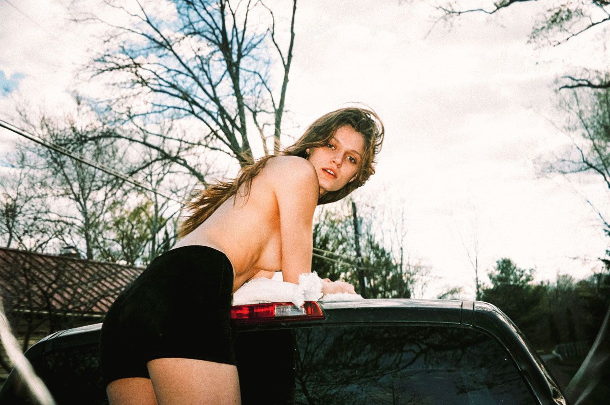 Rebekah-Underhill-Nude-22