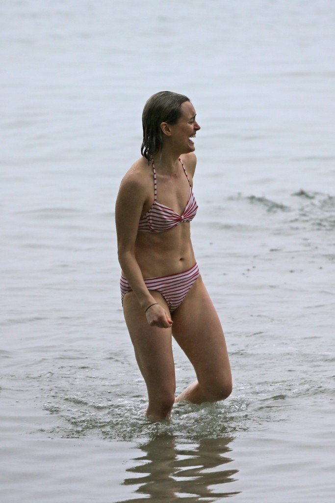 Taylor-Schilling-in-a-Bikini-19