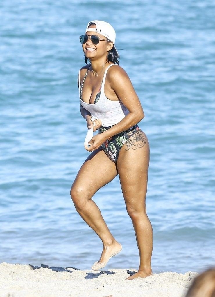 Christina-Milian-in-a-Swimsuit-22