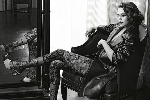 Kristen Stewart Sexy 9