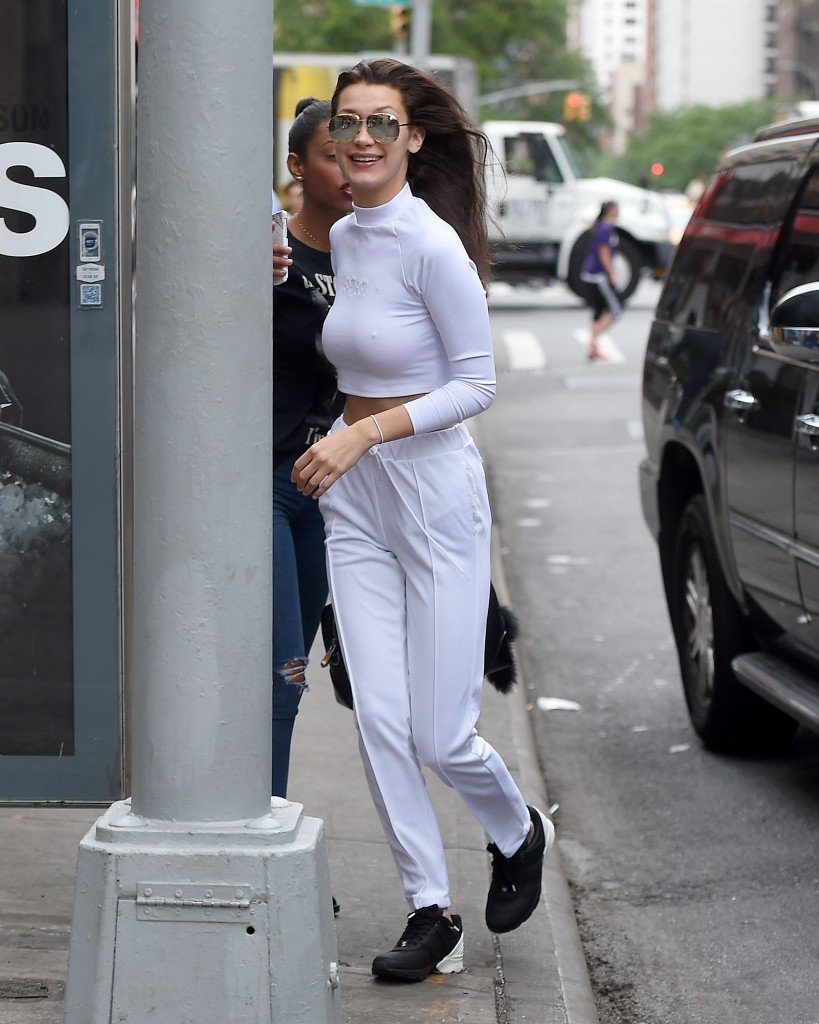 Bella Hadid Nippel 3