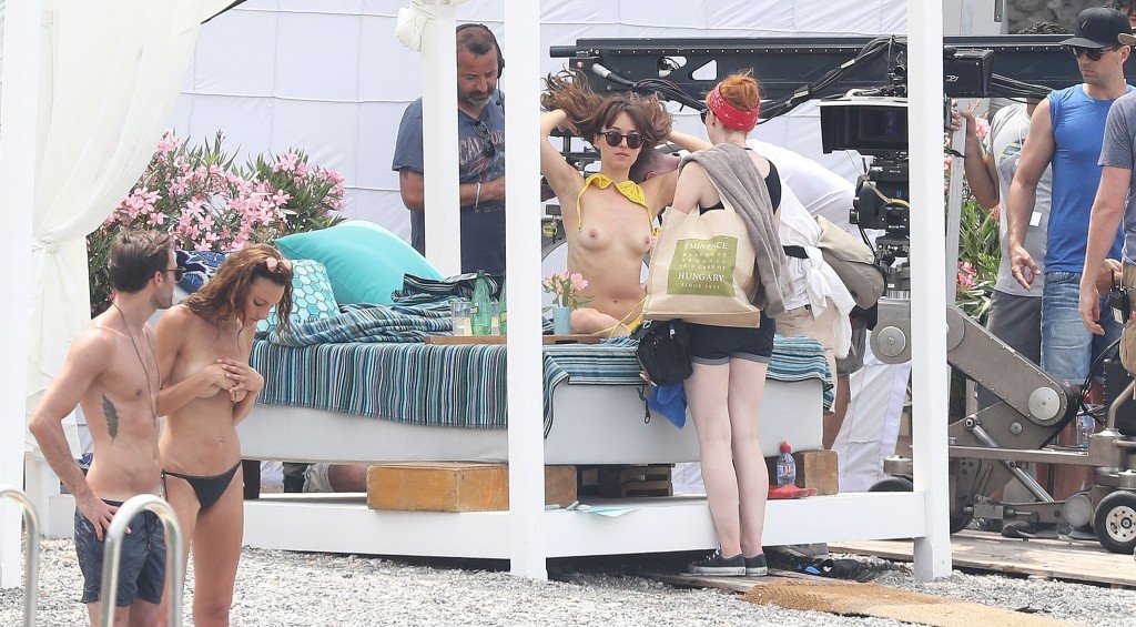 Dakota Johnson Topless New 4