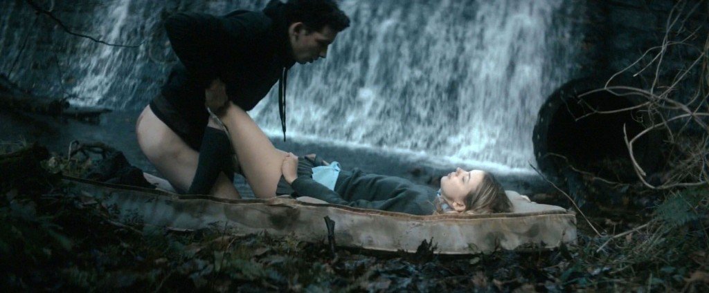 Hannah Murray, Elinor Crawley Nude 11