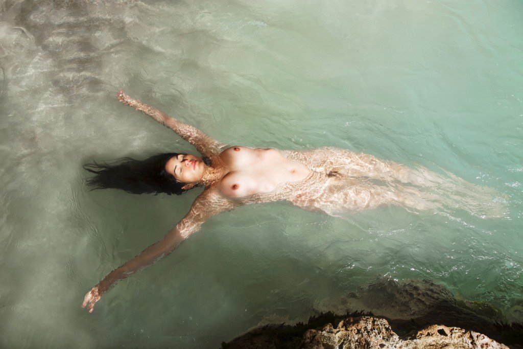 Lela Loren Naked 17