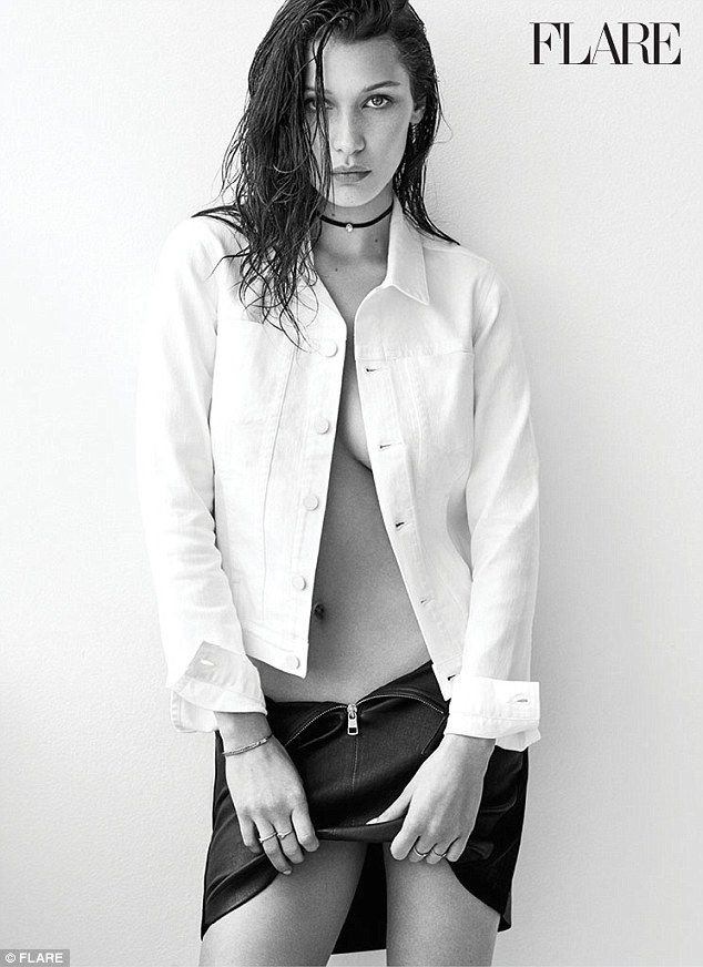 Bella Hadid Topless Sexy 4