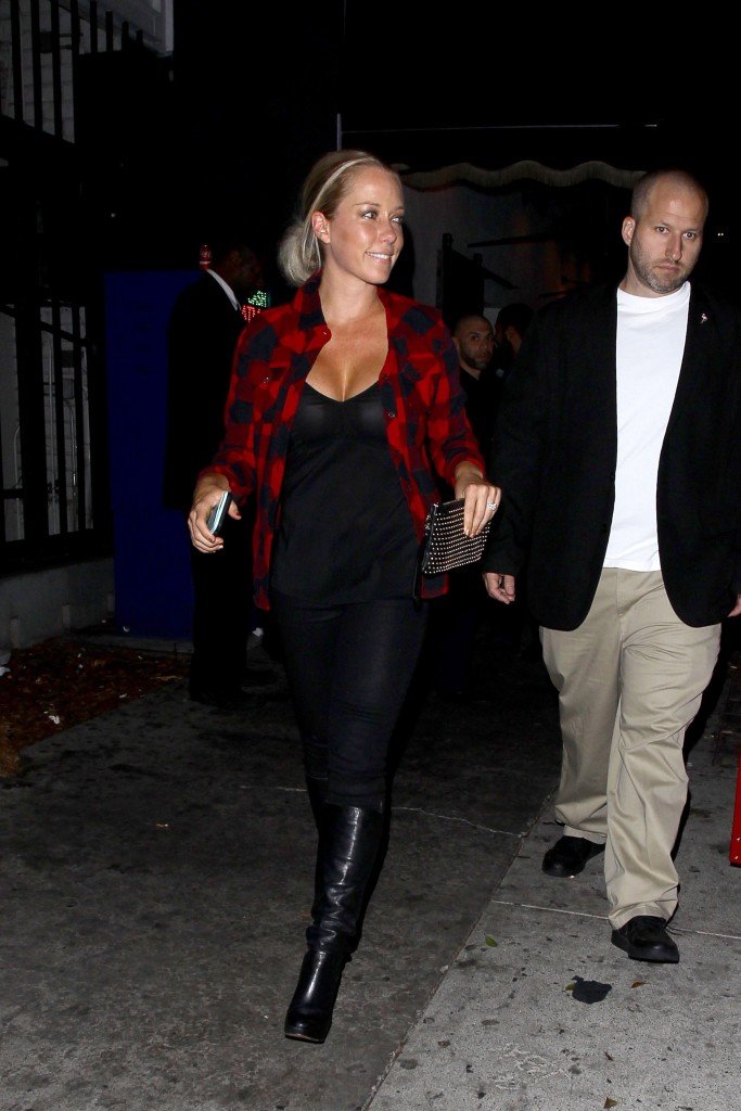Kendra Wilkinson Durchsichtig 9